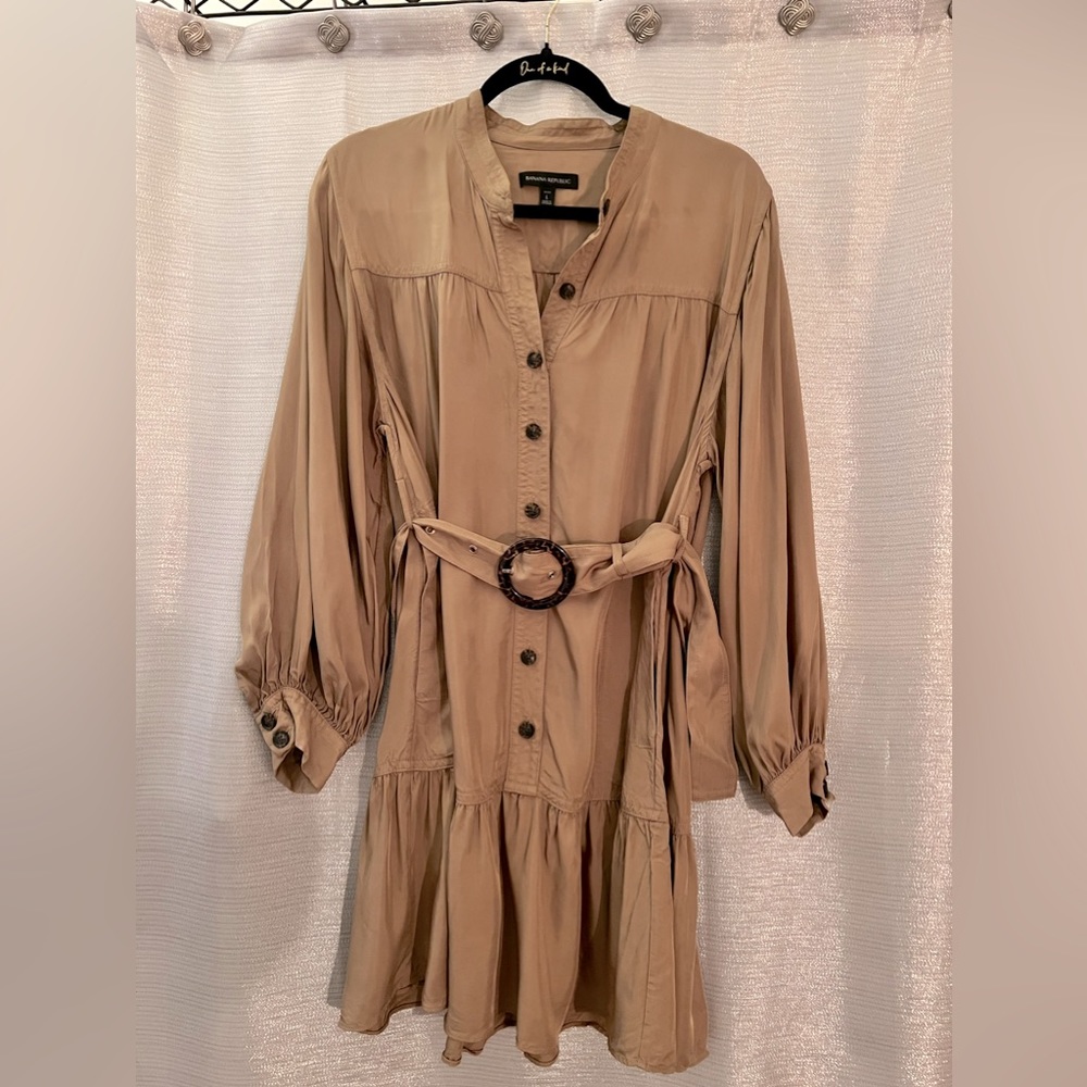 BANANA REPUBLIC FLOUNCE HEM MINI DRESS